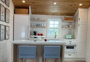 BRAND NEW Boutique Loft King Condo ”Sandcastle” - Image 3