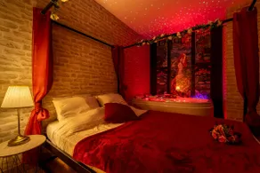 Fairy apartment at the Château des Sorciers & spa - Image 3