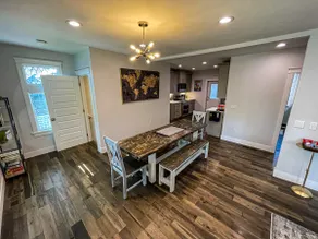 Amazing for Group Stays! 4BR/3BA in Perry District - Image 4