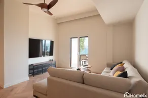 Or Suite - Private Beach & Pools - Image 4