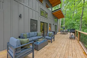 Luxury RRG Spa Retreat | HotTub • Sauna • Fire Pit - Image 4