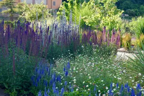 Love nest in landscaped park of historic Villa - Image 5
