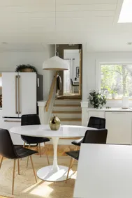 The Black Bungalow in Zionsville Village ♥ - Image 4