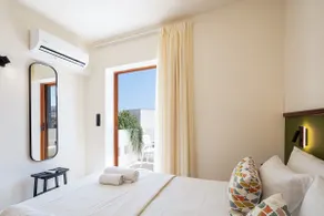 Side Sea View Apt. in Aristea Hotel & Free Parking - Image 4