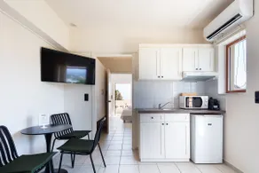 Side Sea View Apt. in Aristea Hotel & Free Parking - Image 2