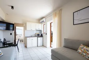 Side Sea View Apt. in Aristea Hotel & Free Parking - Image 3