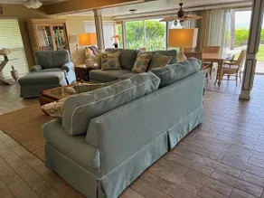 Zilli Villa, a 2,000 sf home right on the beach. - Image 4