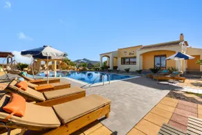 Villa Rose sleeps up to 13 - Image 5