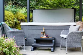 Bluebell Cottage with Hot Tub - Image 2