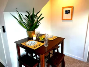 Historic University Townhouse - Image 4