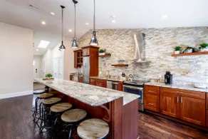 Beautiful 3BD/3BA Located at 359 Thames Street! - Image 3