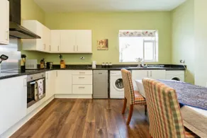 The Prince's Eyrie - Spacious, comfy and cosy - Image 3