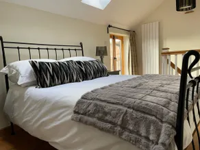 Luxury Coach House, Stratford-upon-Avon, Cotswolds. - Image 5