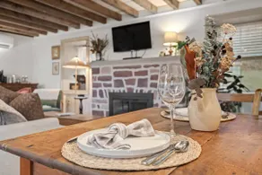 Cozy Cottage •HOT TUB • FIRE PIT• Peaceful Getaway - Image 3
