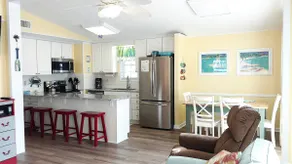 Oceanside House, Tolle Kritiken, 5 Minuten zu Fuß zum Strand, geräumige offene Grundriss !!! - Image 2