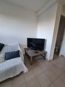 Hosted by Jody & Nicolas - Image 3
