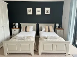 LUXURY OCEAN VIEW HOUSE Southbourne seafront, between Bournemouth/Christchurch - Image 3