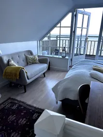 The Beach House - enjoyment at the water's edge - Image 4