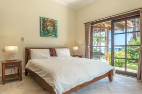 Villa Sali: luxury beach villa with staff! - Image 3