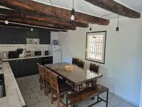 Large family home with spa & garden - Image 4