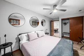 Walk to Uptown/Otterbein*Free Parking*New Beds - Image 3