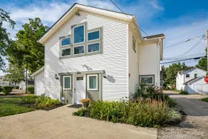 Walk to Uptown/Otterbein*Free Parking*New Beds - Image 2