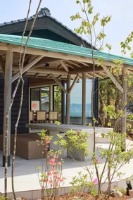 Enjoy the sunset at this beachside vacation rental, Yugatsu-Tate - Image 4