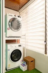 30s from Subway｜Family & Group｜3BR 4 Beds - Image 5