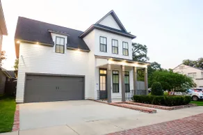 Modern Luxe - Walk to LSU | Spacious 4BR/3.5BA - Image 3