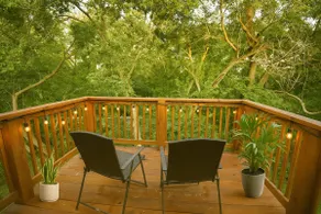 KC Stay for 10 | Quiet Cul-de-Sac + Wooded Views - Image 3