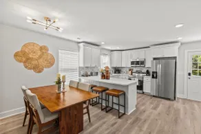 Modern 4BR Retreat near Downtown Concord - Image 5