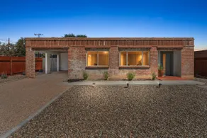 Charming 3BR Midtown Home w Pool - Image 2