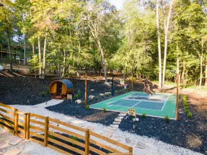 Bigfoot Cabin: Pool+Sauna+Hot Tub+Game Room+Court - Image 3