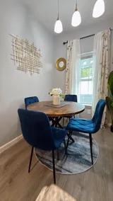 6 Guest Apt in Residential Area 8 Min to Riverwalk - Image 4