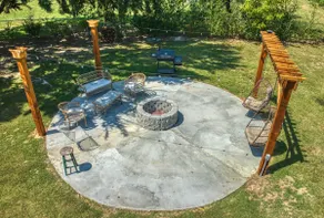 Rural Home Near Corsicana, Great for Star Gazing - Image 2