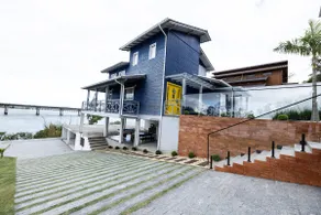 Blue Lagoon Retreat - Image 2