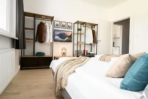 Modern 2-room apartment for 4 people with balcony - Image 3