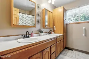 Rock Island Beach House - Image 5