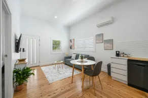 Cute and comfortable cottage - Image 2