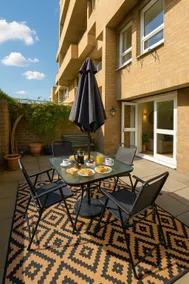 Tower Bridge 2BR Duplex - Private Garden & Terrace - Image 3