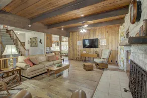 NEW! Country living on Acres I 20 Mins to Austin - Image 3