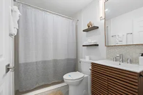 Cozy 1BR w/ Pool · 4 min from Siesta - Image 5