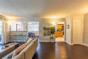 Pet-Friendly 2BR + Balcony | Walk to Train - Image 5