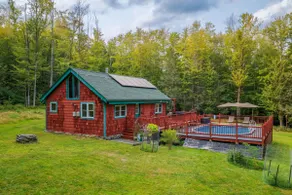 Red Chalet in the Catskills near hiking and views - Image 3