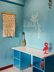 Ravellers Den | Rustic 1BHK Apartment with Balcony - Image 4
