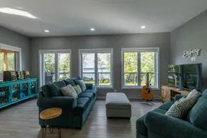 Luxury Lakefront| Beach, Kayaks, Gym, Near Ottawa - Image 2