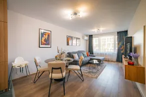Trinavis Boutique Blue Apartment - Image 5
