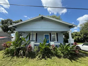 The Blue Bungalow of Ybor - Blocks to 7th Ave - Image 2