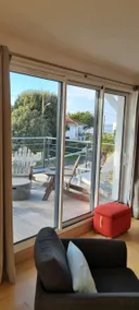 Vacation home with 3 bedrooms and sea views - Image 3