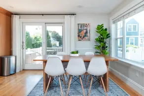 Townhome: 5-min walk to Green Line, parking for 4 - Image 3